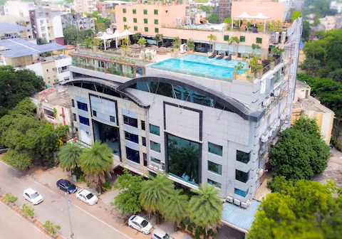 Hotel The Nagpur Ashok 