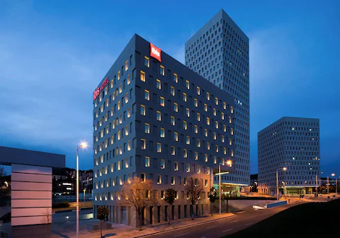 Ibis Barcelona Santa Coloma